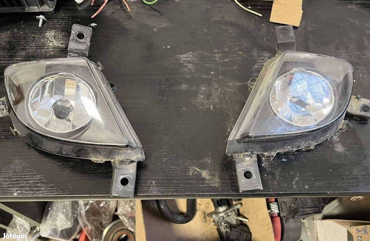 Gyári BMW E90 LCI ködlámpa