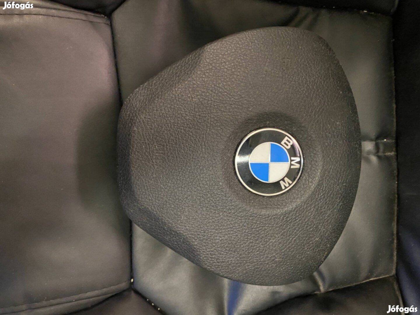 Gyári BMW F20 F30 F31 kormánylégzsák