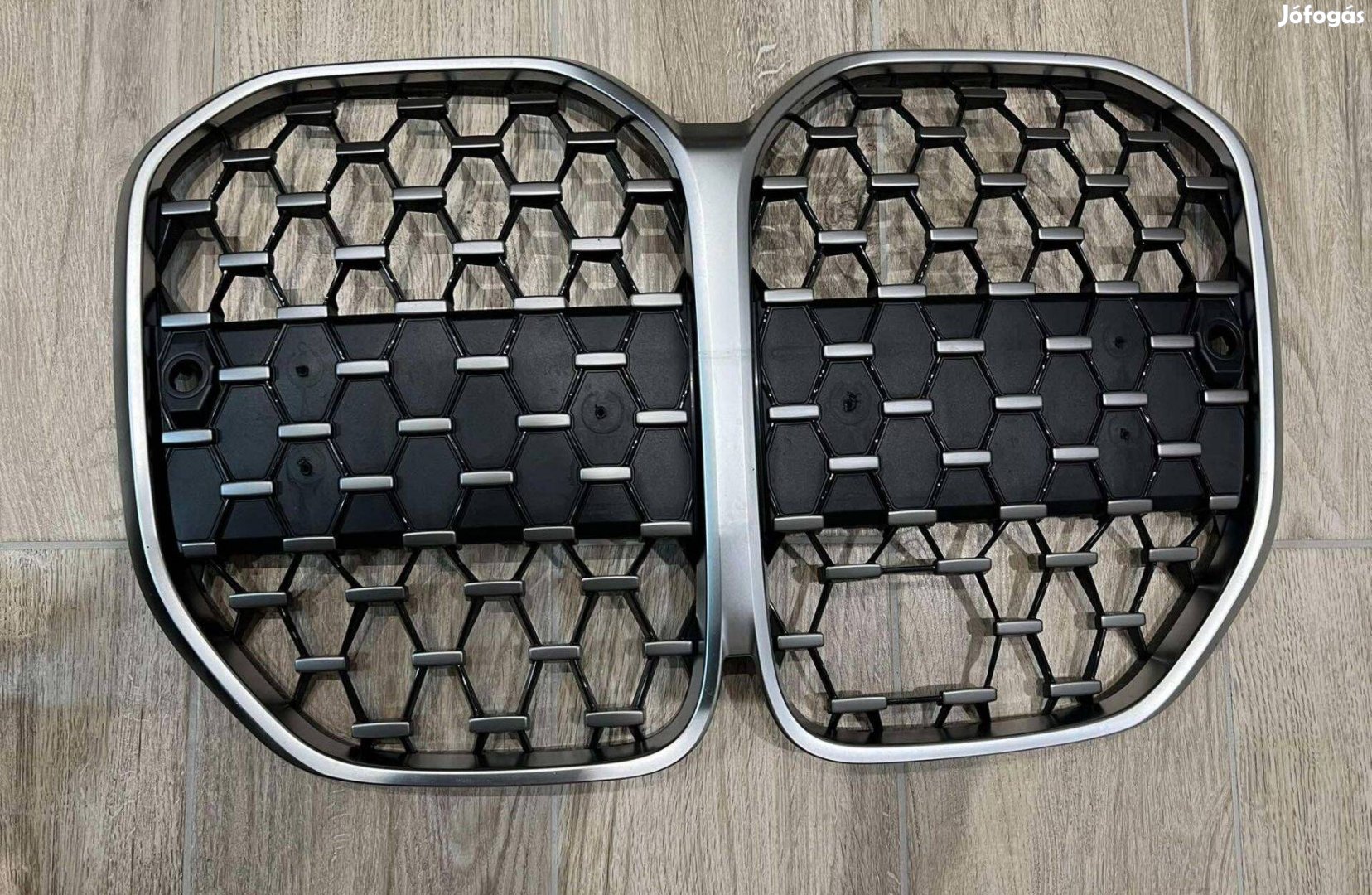 Gyári BMW G22 G23 hűtőrács (vese)