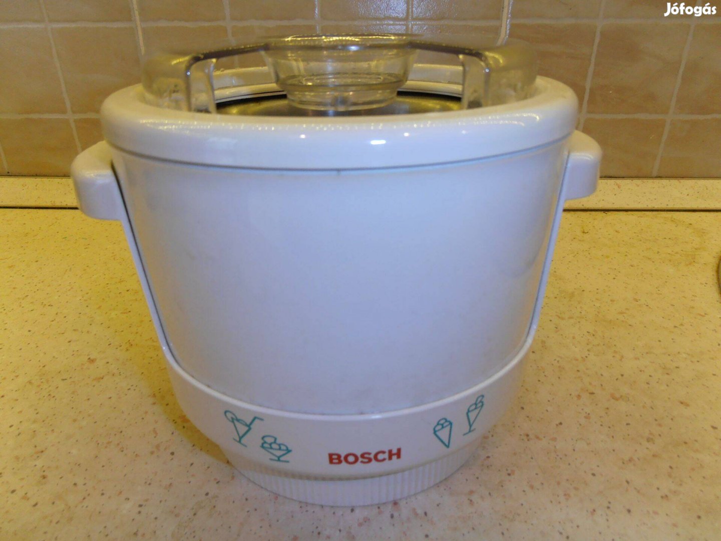 Gyári Bosch MUM 4 robotgéphez fagyikészitö adapter