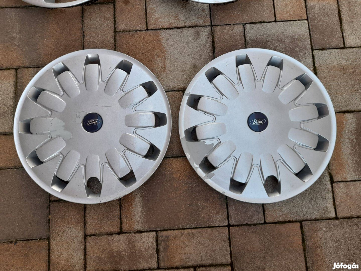 Gyári Ford 16 colos dísztárcsa 2 db