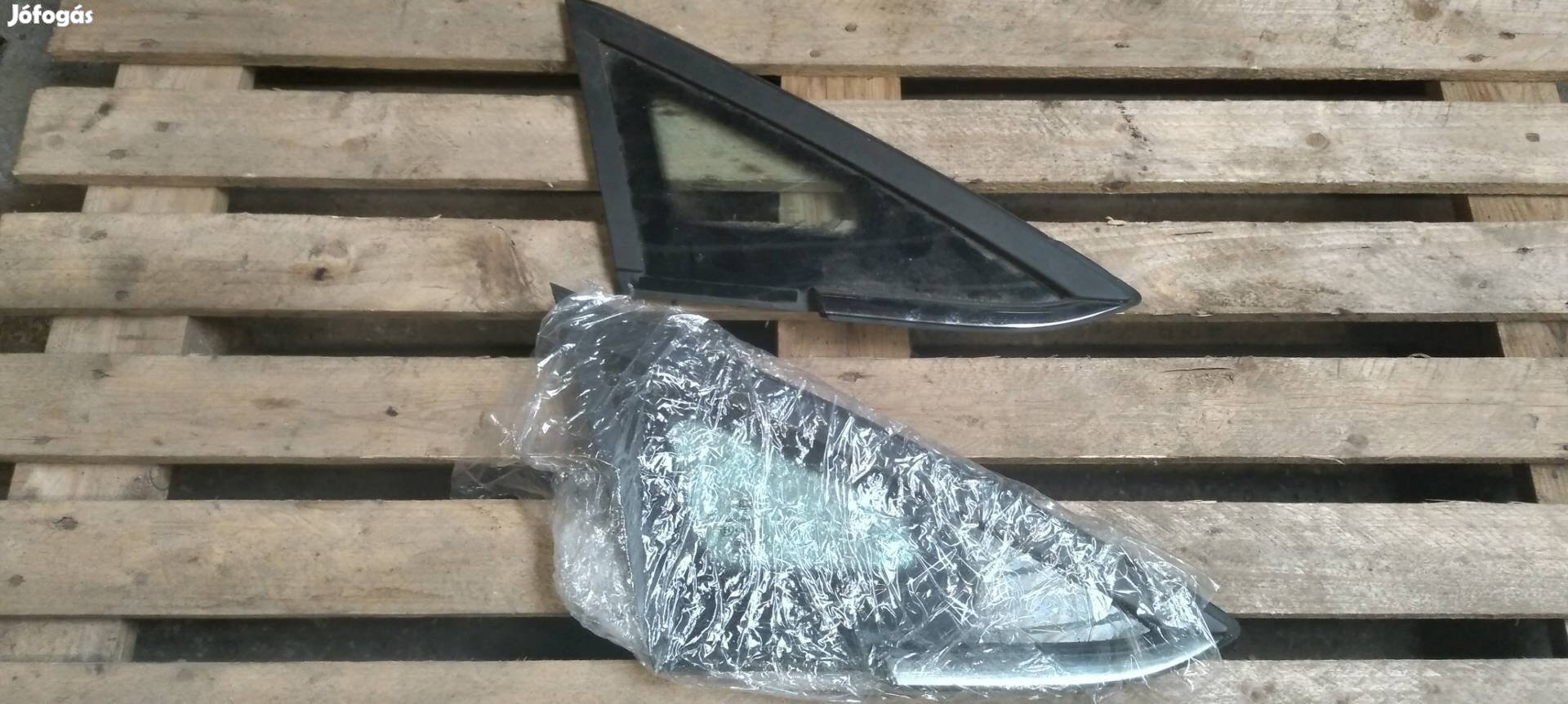 Gyári Ford Fiesta mk7 jobb első háromszög alakú üveg Chrome
