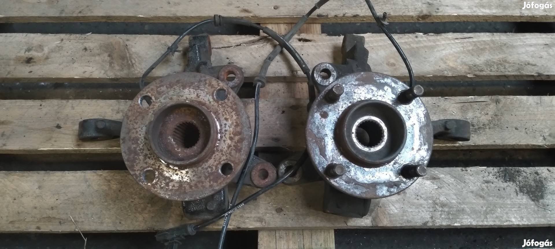 Gyári Ford Fiesta mk7 kerékagycsapágy csonkállvány kerékagy 2008 tól 2