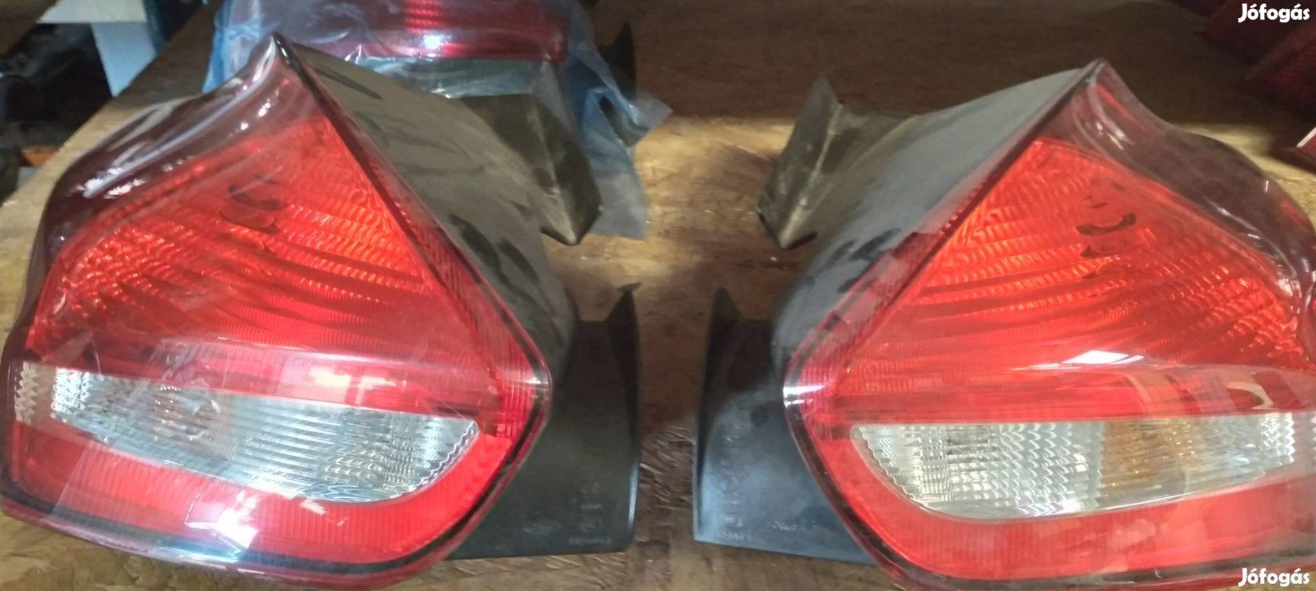 Gyári Ford Focus MK3 5 ajtós hátsó lámpa 2014 től