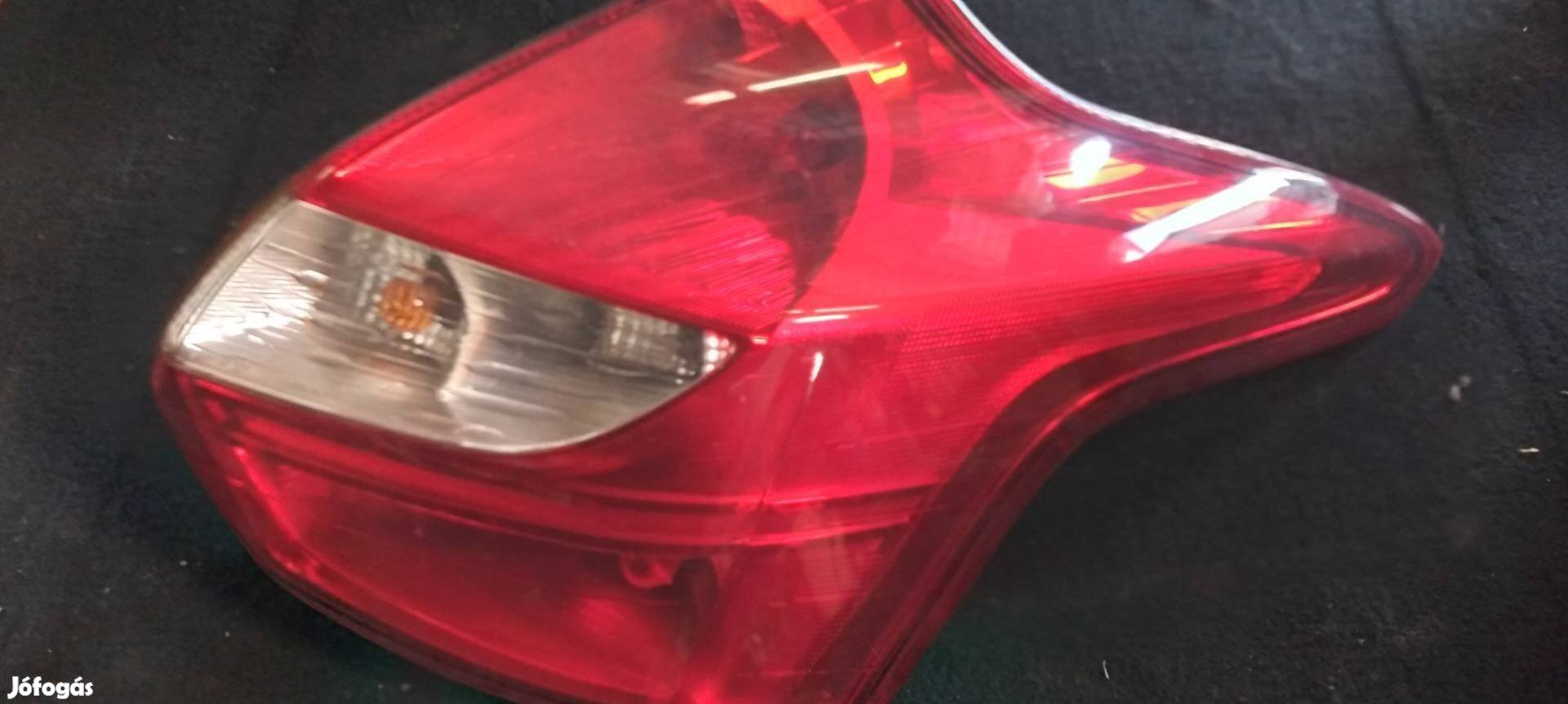 Gyári Ford Focus MK3 jobb hátsó lámpa ötajtós