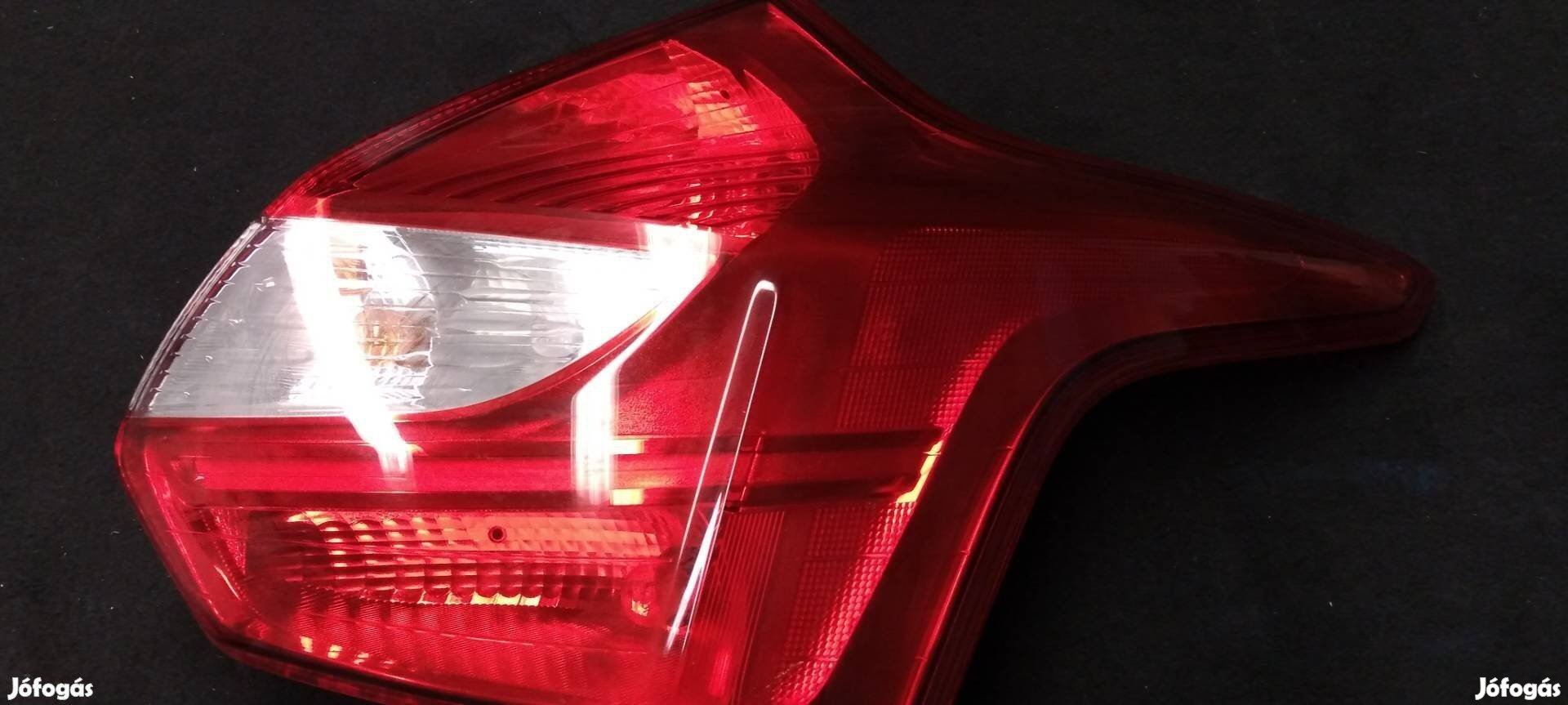 Gyári Ford Focus MK3 jobb hátsó lámpa ötajtós kivitel