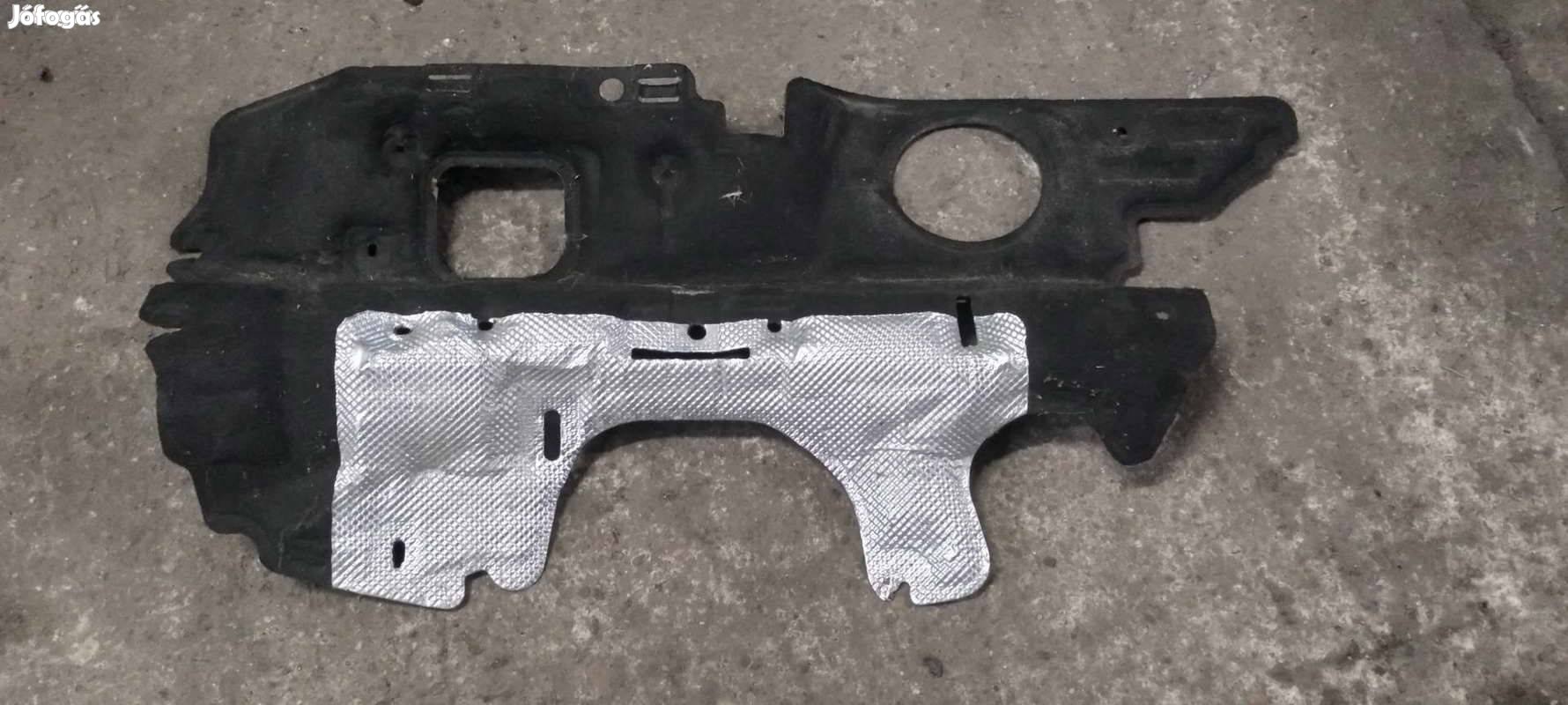 Gyári Ford Focus MK3 tűzfal szigetelés motortér