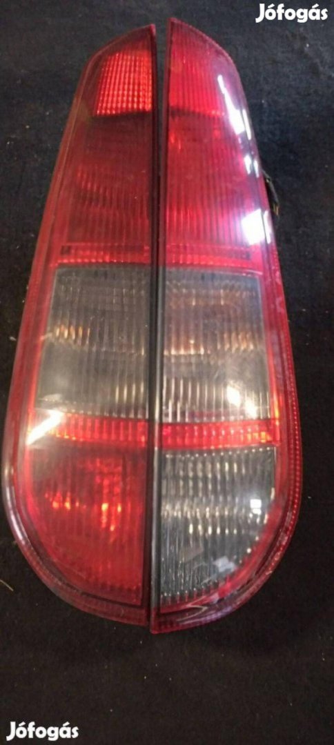 Gyári Ford Focus mk2 kombi hátsó lámpa bal jobb