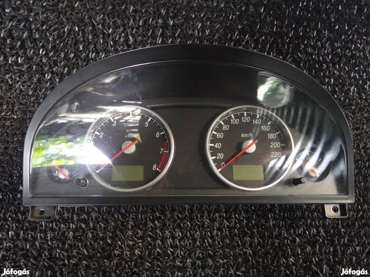 Gyári Ford Mondeo MK3 kilométeróra km óra benzines