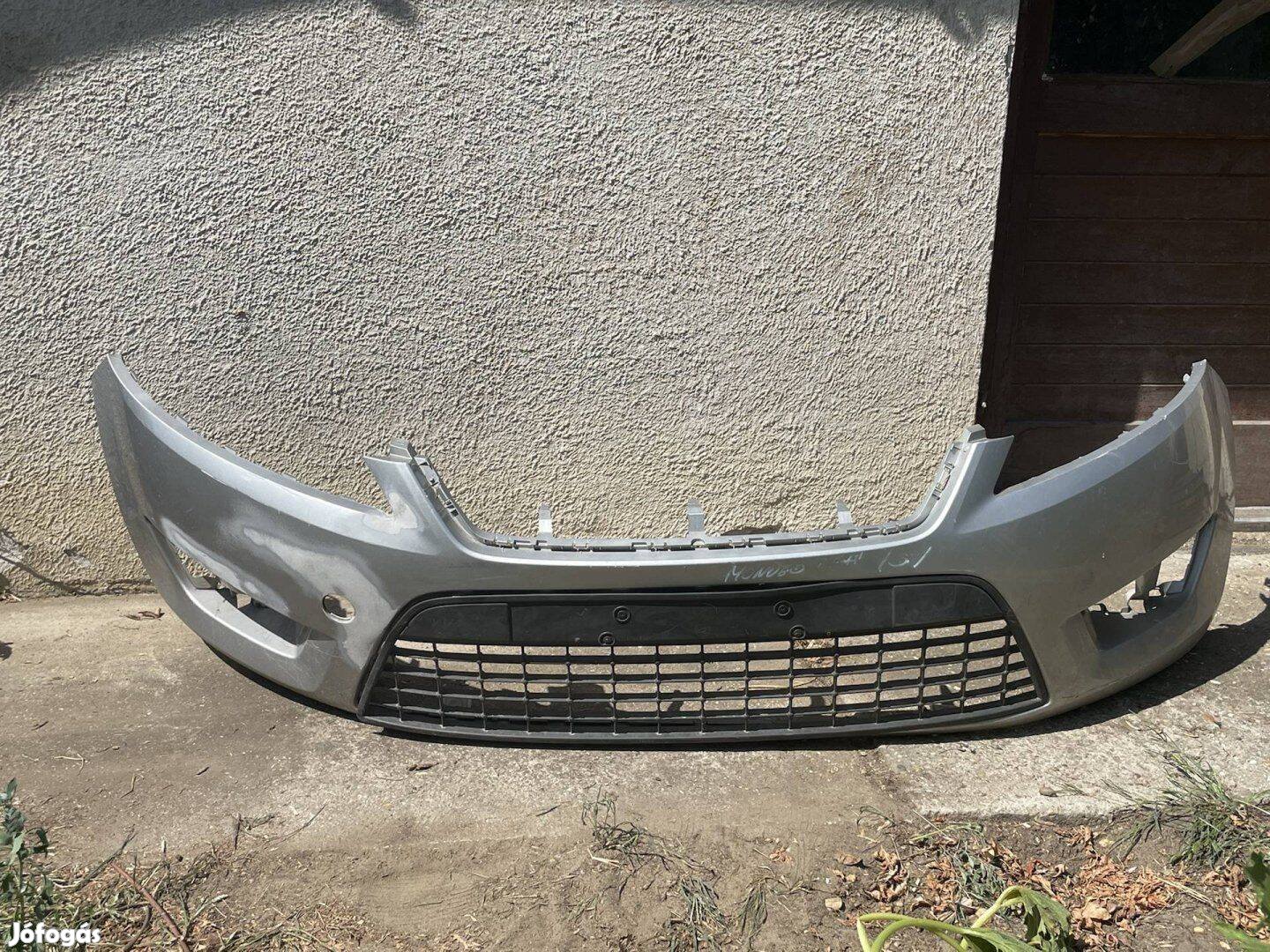 Gyári Ford Mondeo mk4 2007-2010 Első Lökhárító Héj Javított