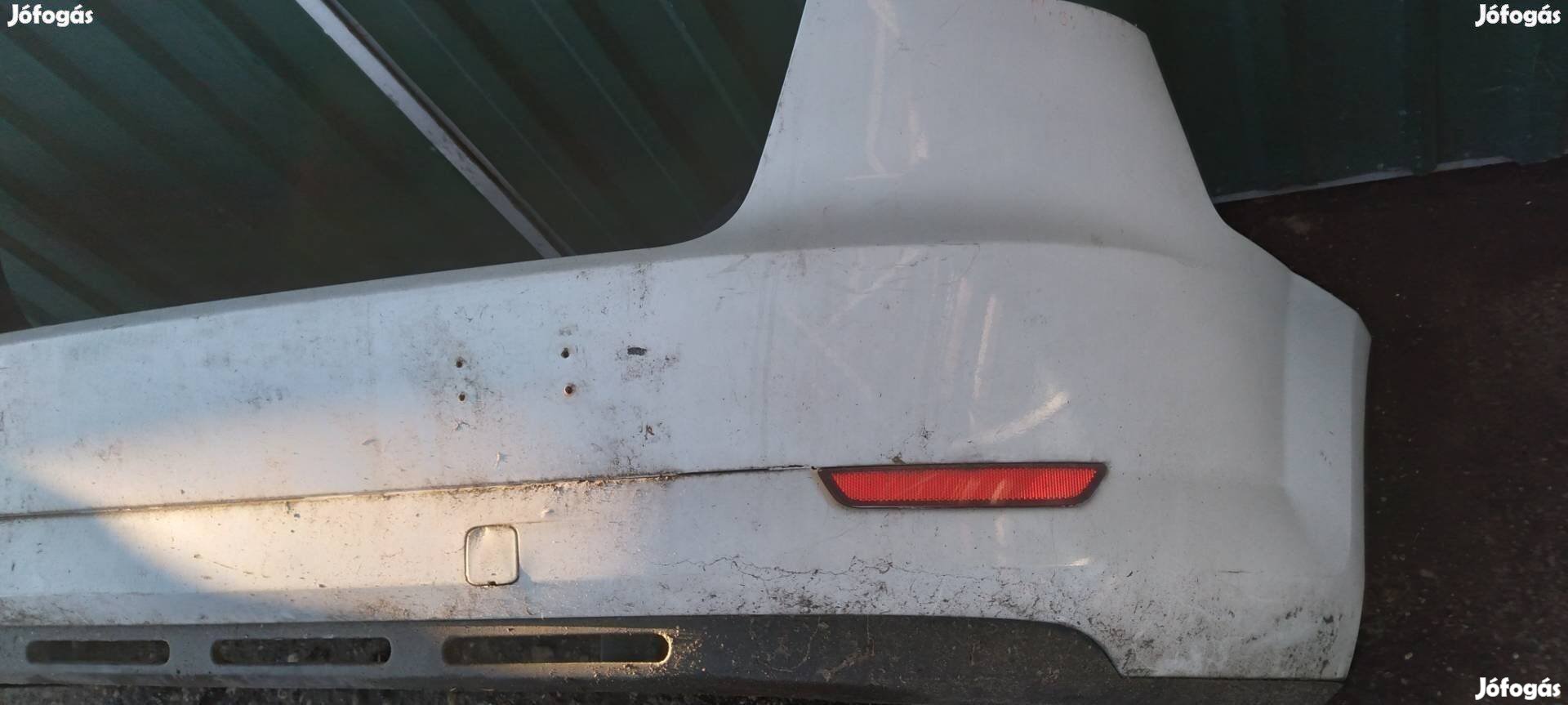 Gyári Ford Mondeo mk4 hátsó lökhárító fotókon látható állapotban