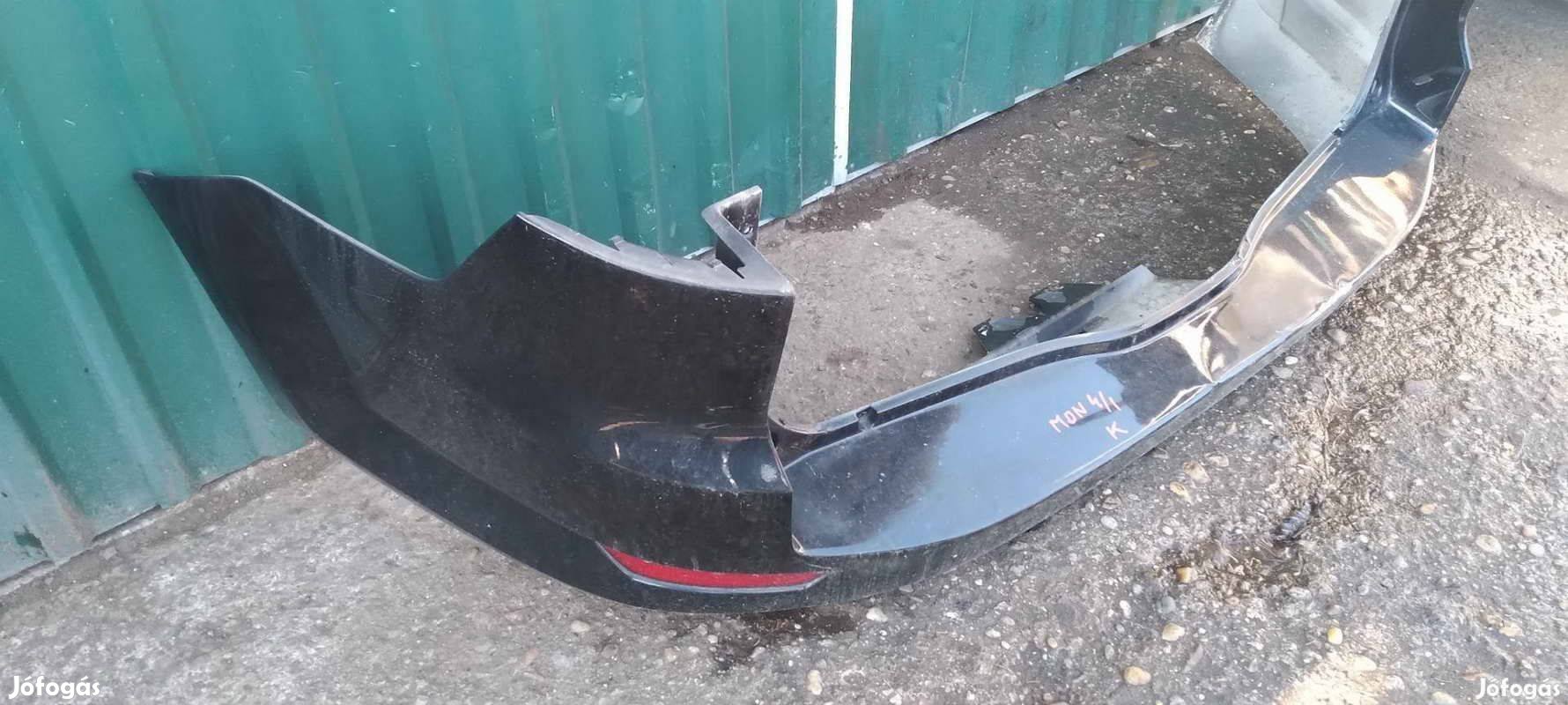 Gyári Ford Mondeo mk4 hátsó lökhárító kombi apró hibával