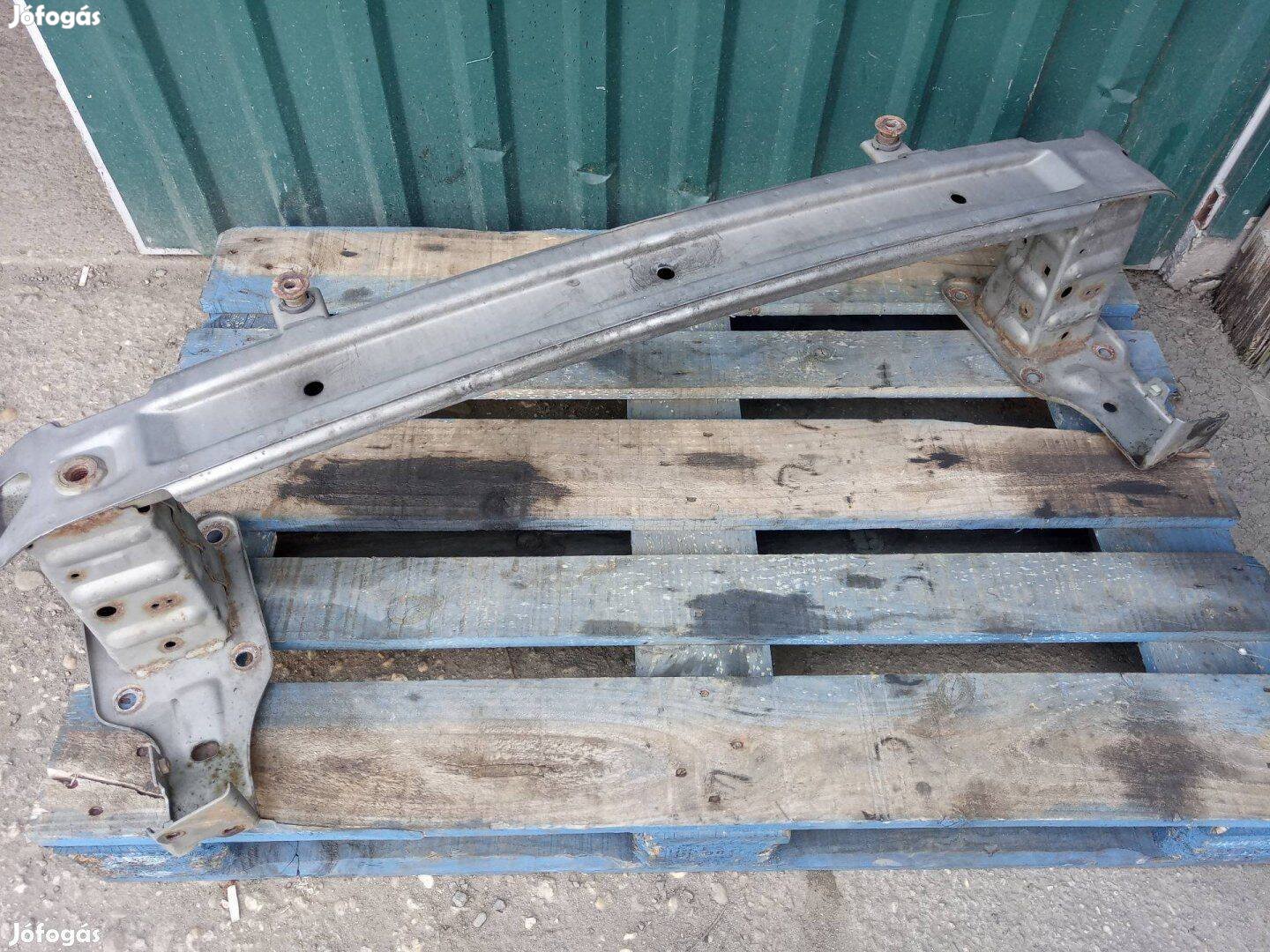 Gyári Ford Mondeo mk4 kereszttartó