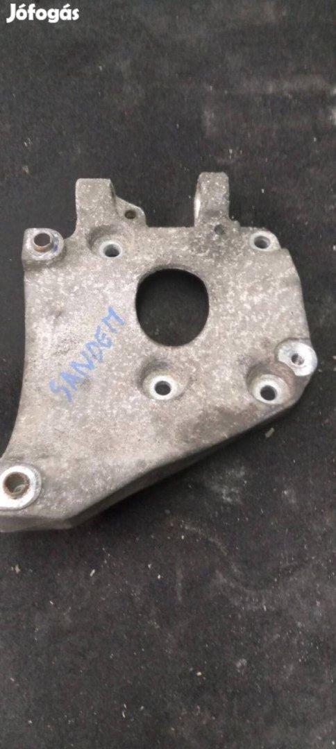 Gyári Ford focus mk3 klíma kompresszor tartó bak