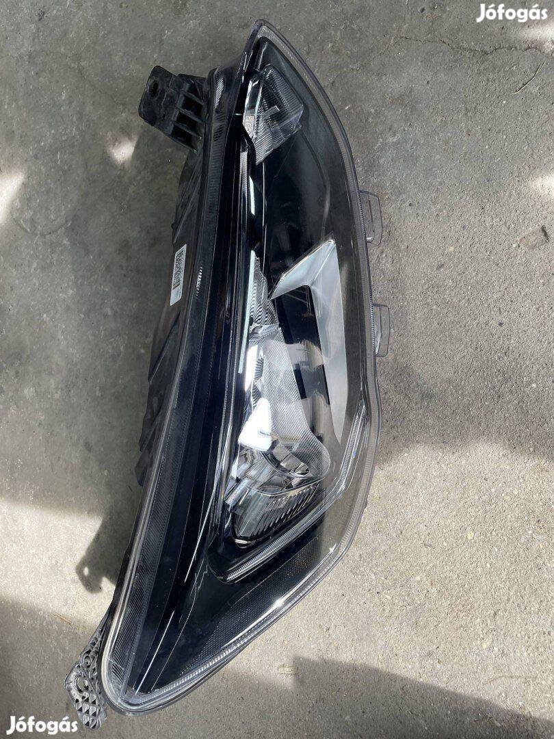 Gyári Ford focus mk4 Jobb első Halogén led lámpa
