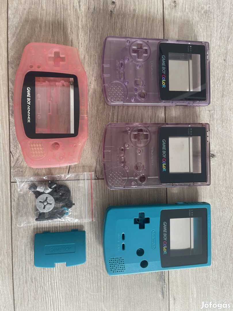 Gyári Game Boy házak a képeken látható állapotban egyben