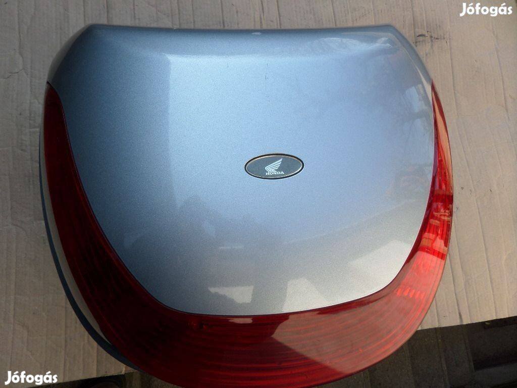 Gyári Honda Doboz - S Wing - 125 Robogó
