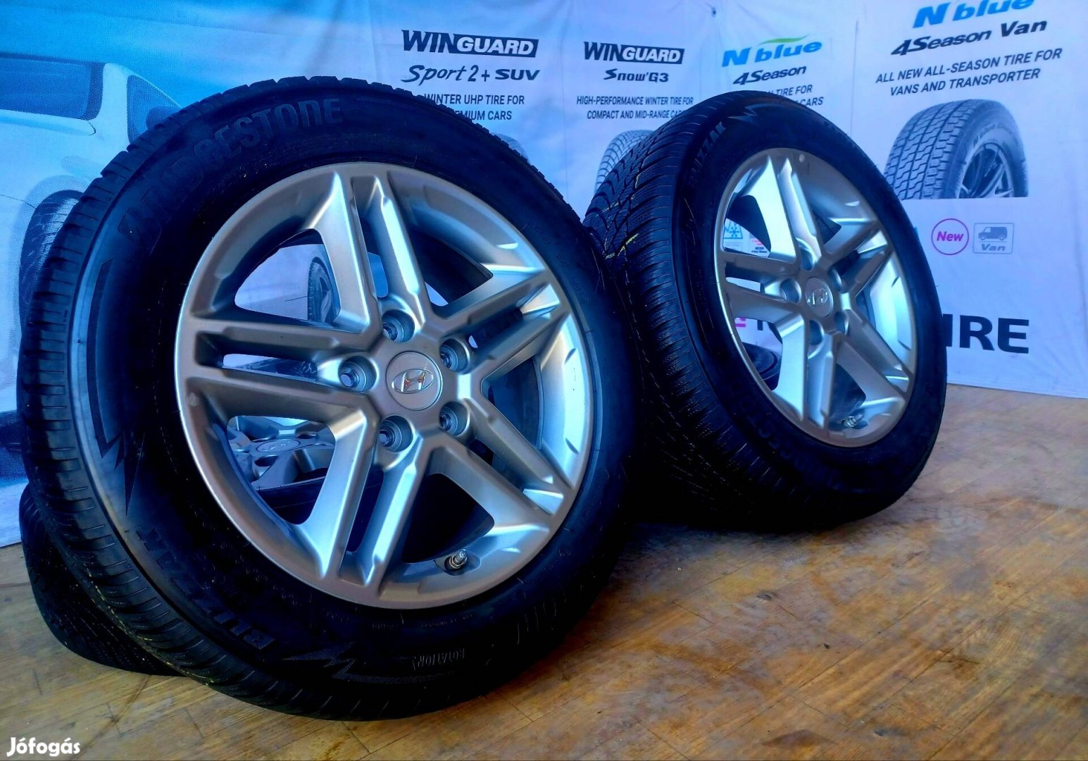 Gyári Hyundai Kona Kia 5x114,3 6.5x16 205/60r16 téli garnitúra. 