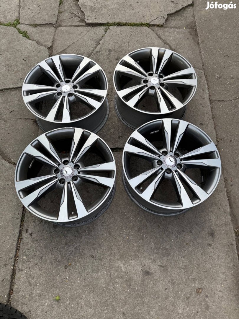 Gyári Mercedes 19es bicolor alufelnik