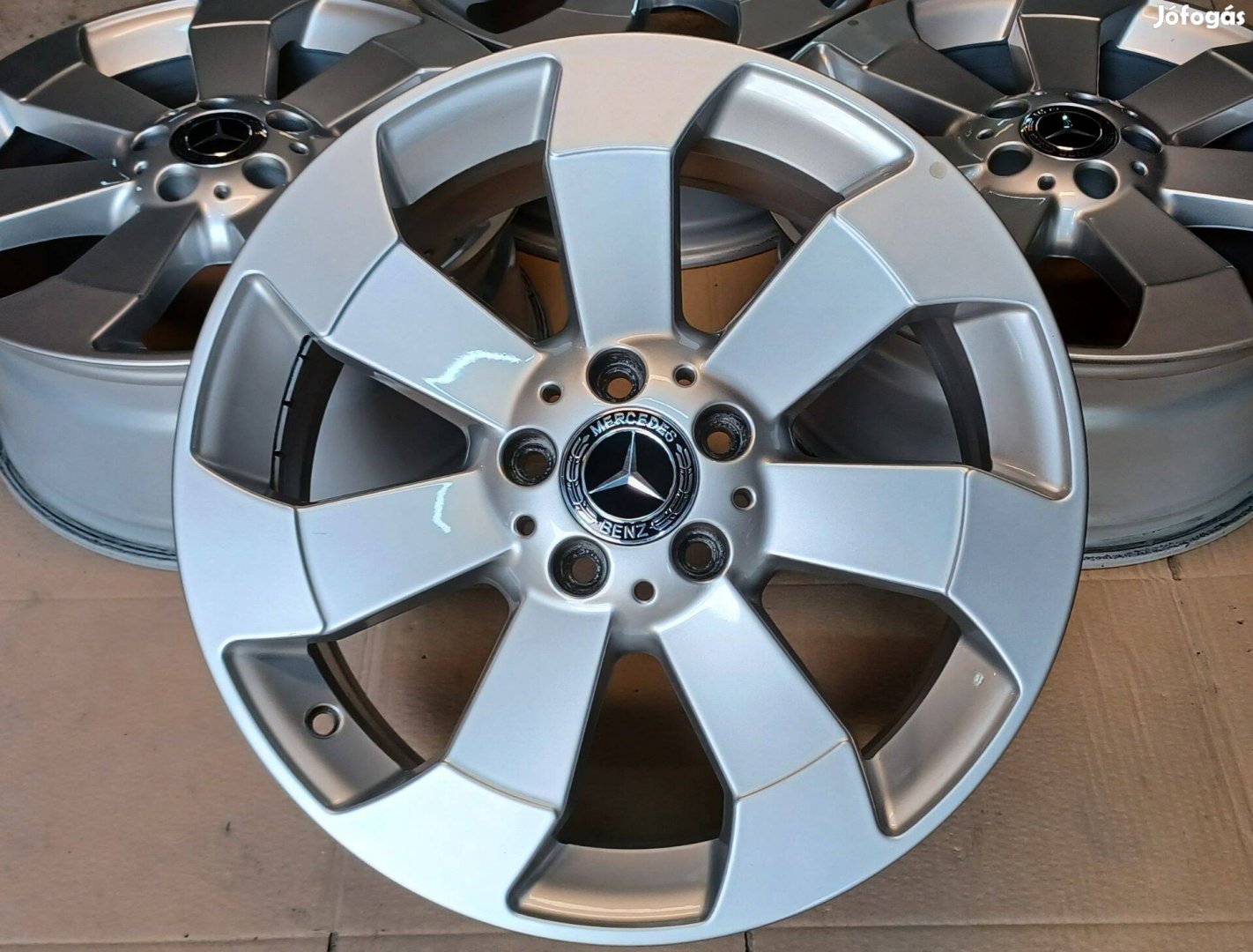 Gyári Mercedes W166 ML alufelnik 5x112 8x18 ET56,5 4db