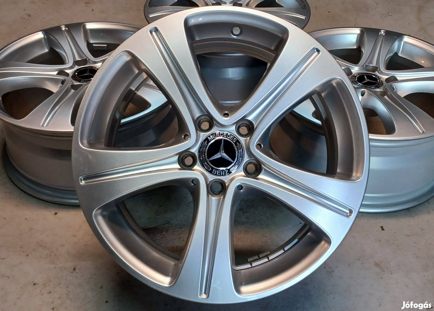 Gyári Mercedes W213 E klasse alufelnik 5x112 7,5x17 ET40 4db
