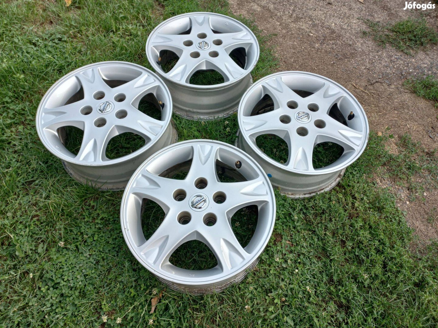 Gyári Nissan 5X114,3 15 colos alufelnik!