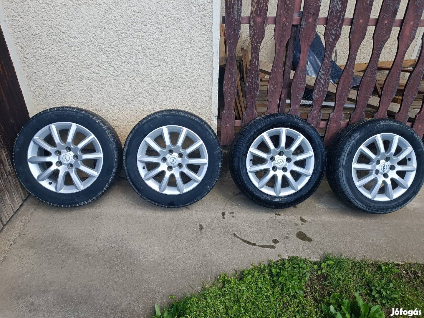 Gyari Opel alufelni garnitúra 205/55R16 gumikkal!