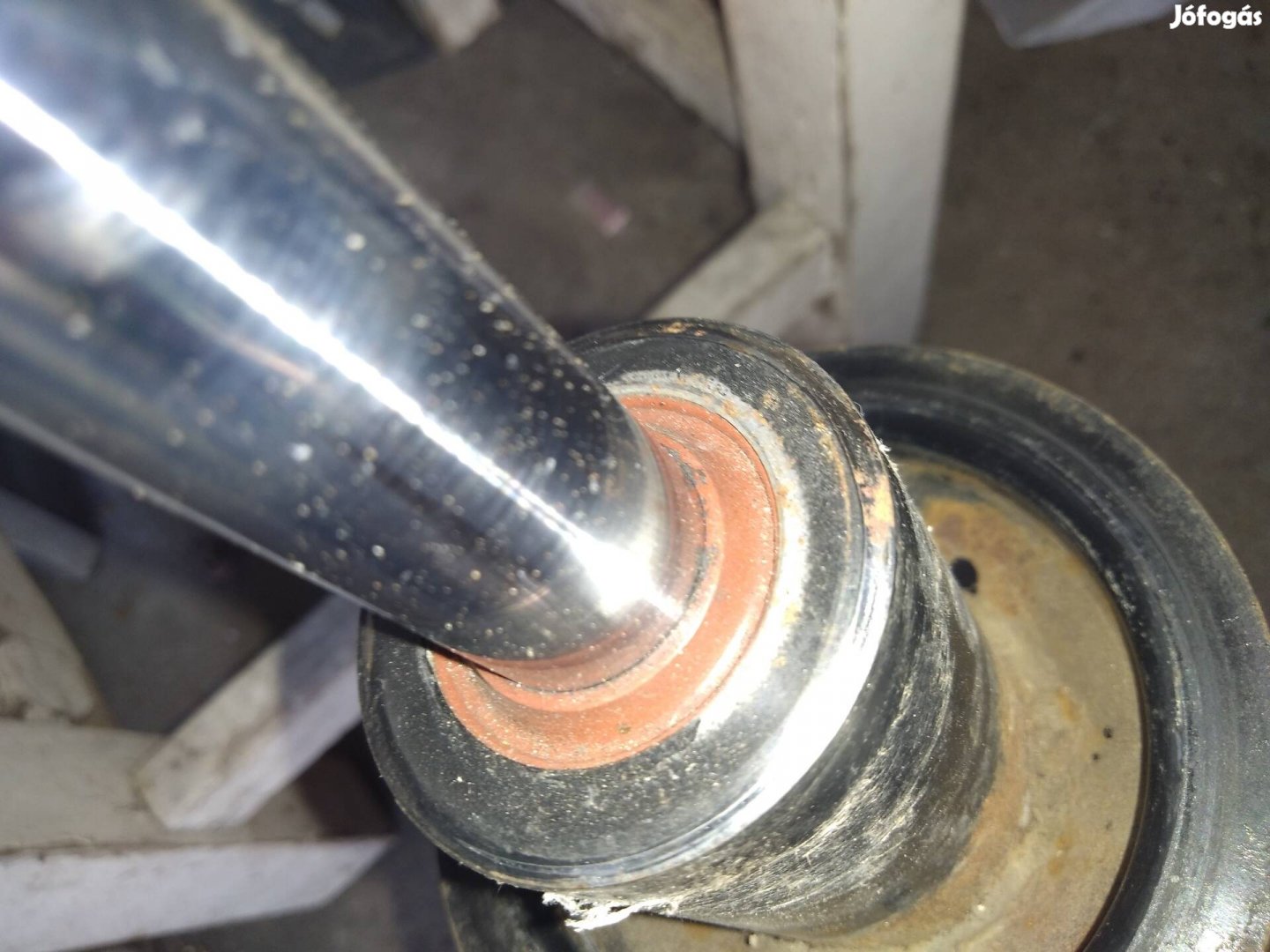 Gyári Renault torony lengéscsillapító