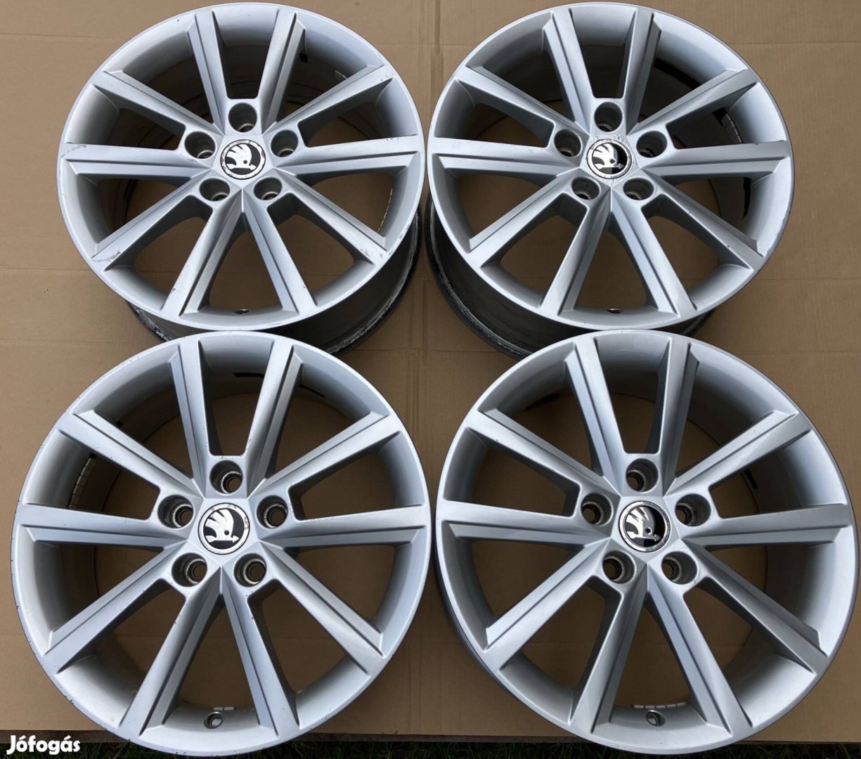 Gyári Skoda 5x112 R17 Felni alufelni Teron 5E0601025E 17 VW Audi Seat
