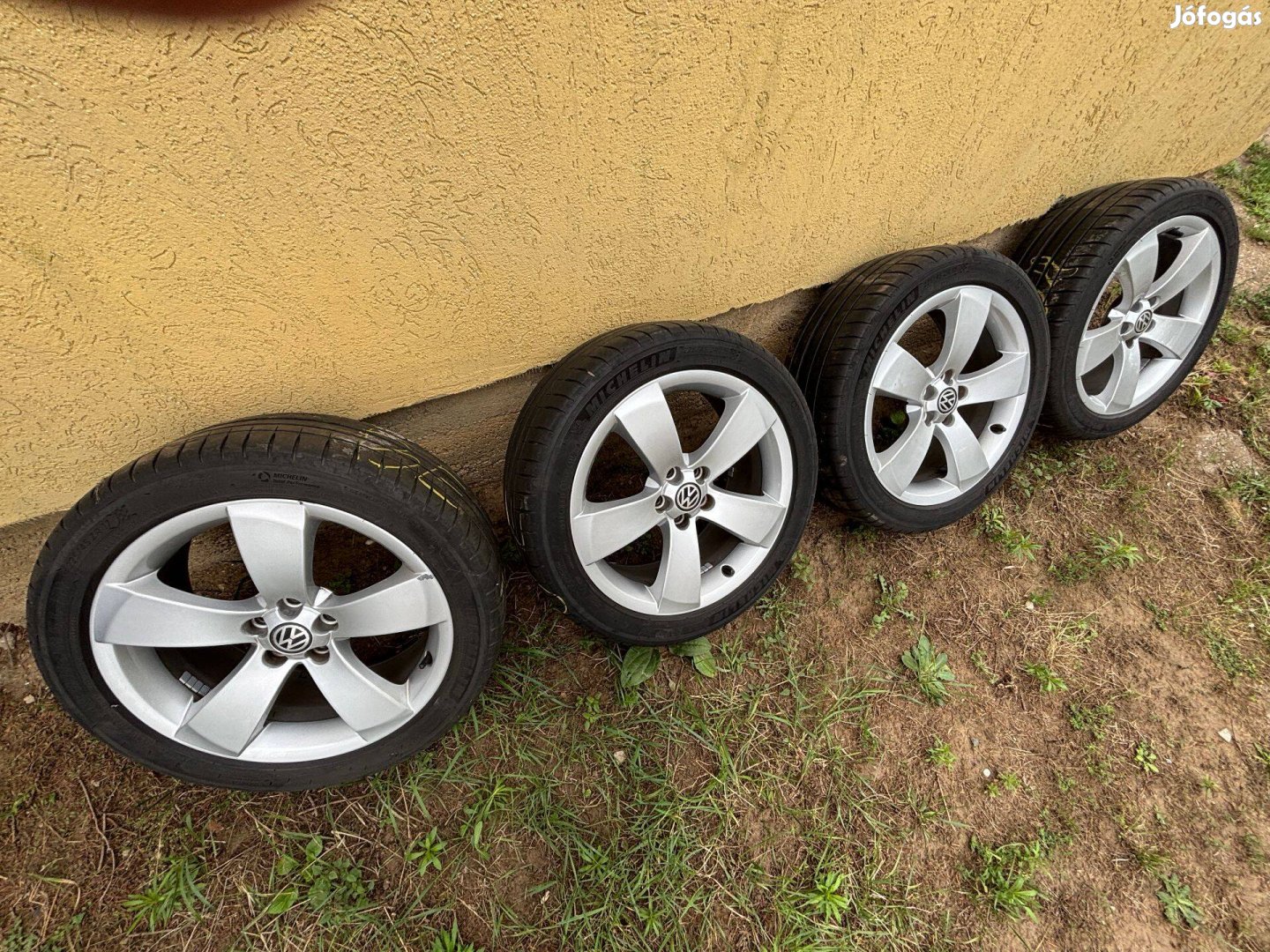 Gyári Skoda Fabia Roomster Golf4 Bora Felni 5X100 R17