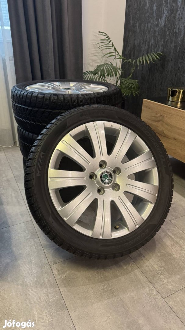 Gyári Skoda Superb R17 alufelni