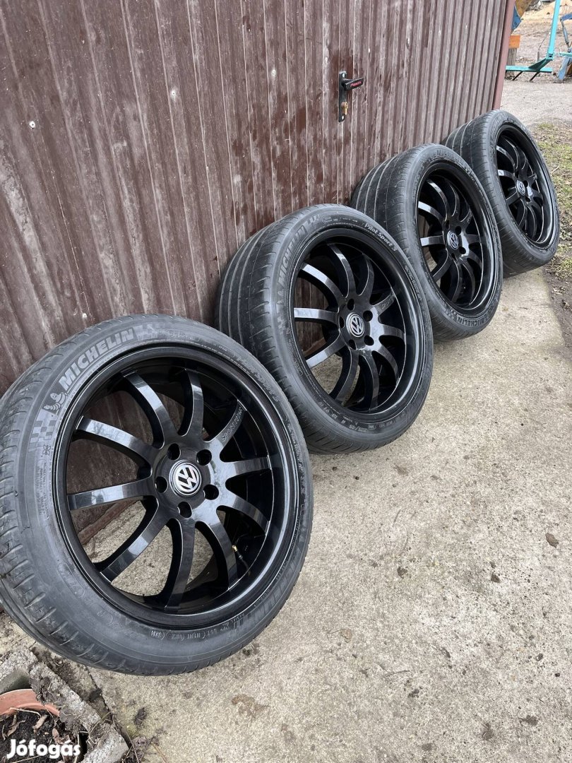 Gyári Sport Technic 5x112 18col alufelniszett 