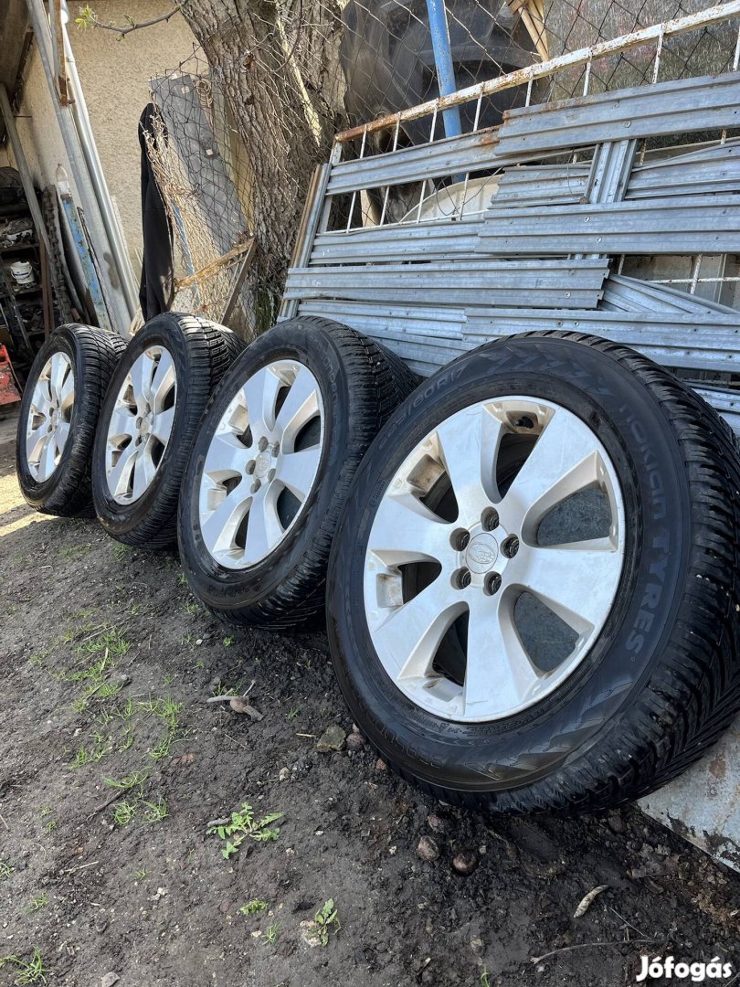 Gyári Subaru 5x114.3 17col jó téligumikkal