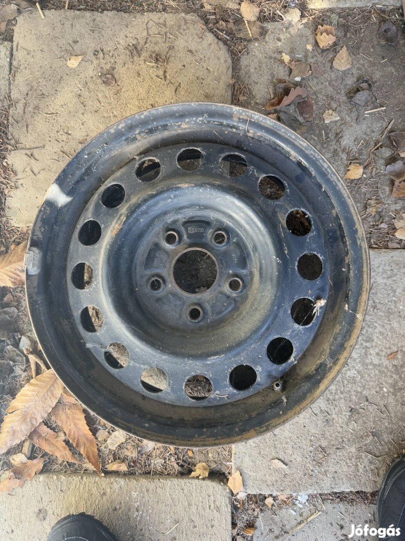 Gyári Suzuki 5x114,3 R15 lemezfelni pótkerék