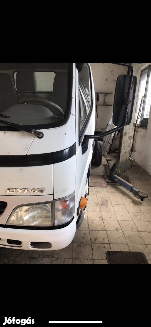 Gyári Toyota Dyna Alktreszek eladók 