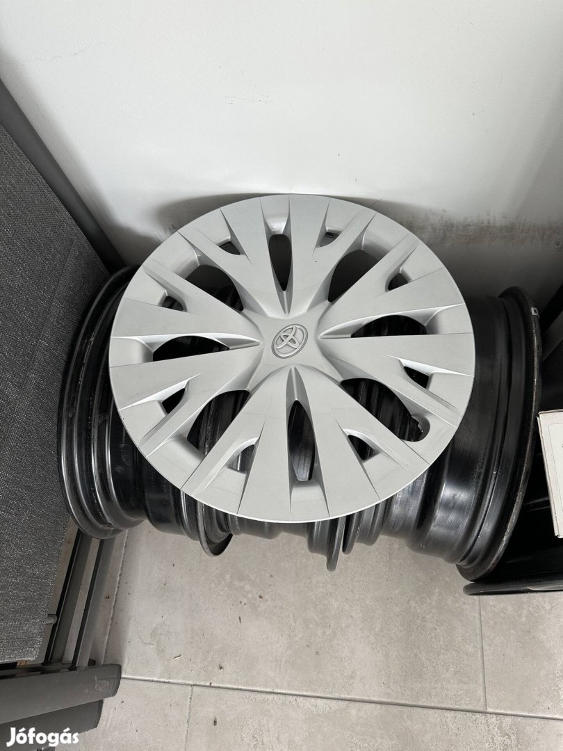 Gyári Toyota Yaris acél felni