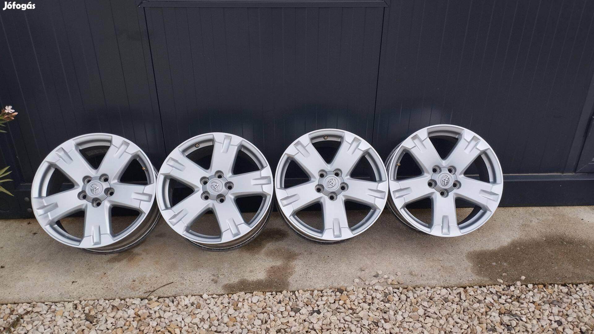 Gyári Toyota alufelni 18 col