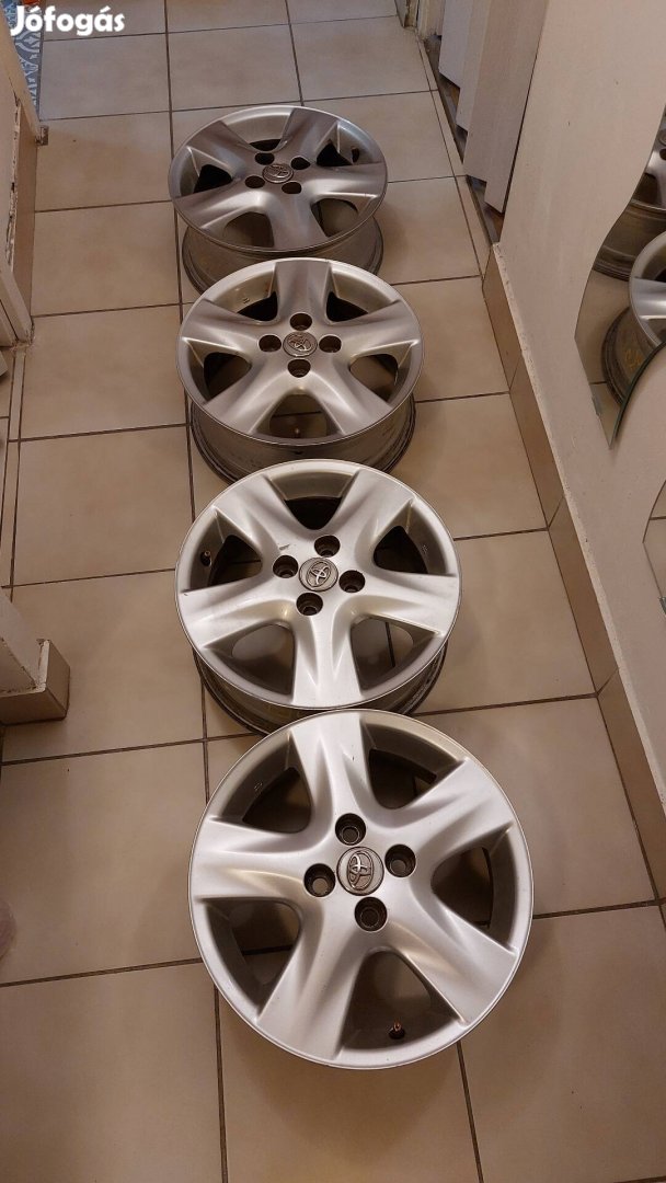 Gyári Toyota alufelni szett 15" 