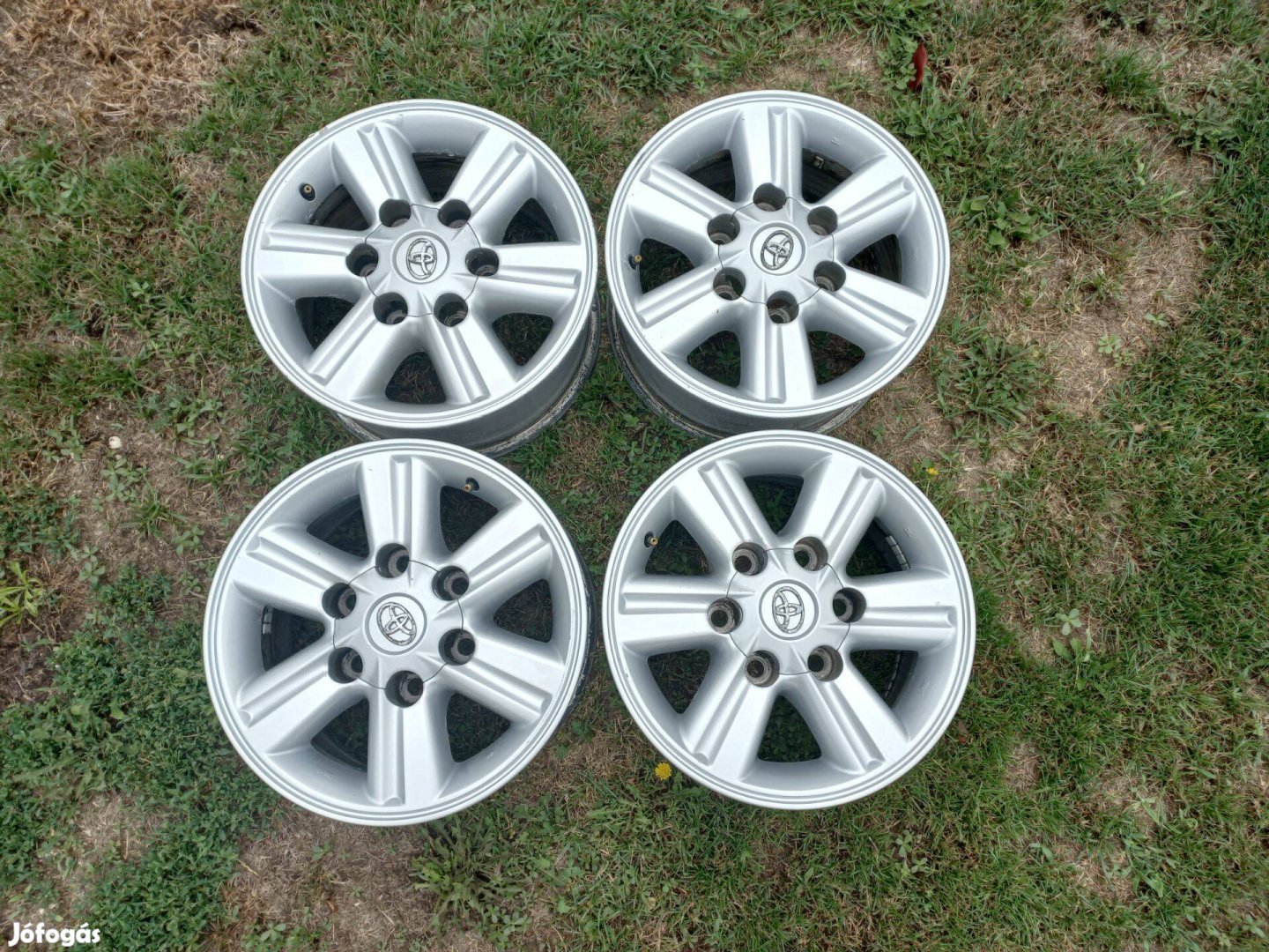Gyári Toyota terepjáró 6X139,7 15 colos alufelnik!