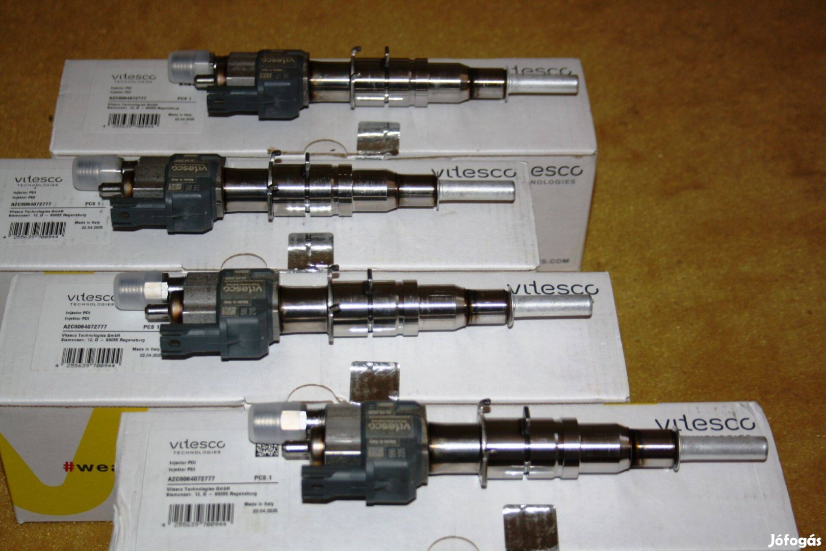 Gyári Új Continental BMW Injektor 13537589048 A2C6064072777