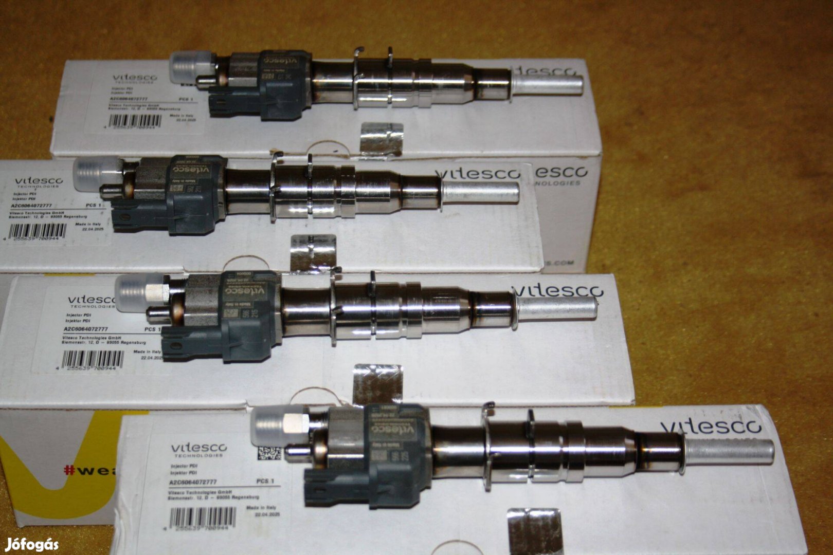 Gyári Új Continental BMW Injektor 13537589048 A2C6064072777