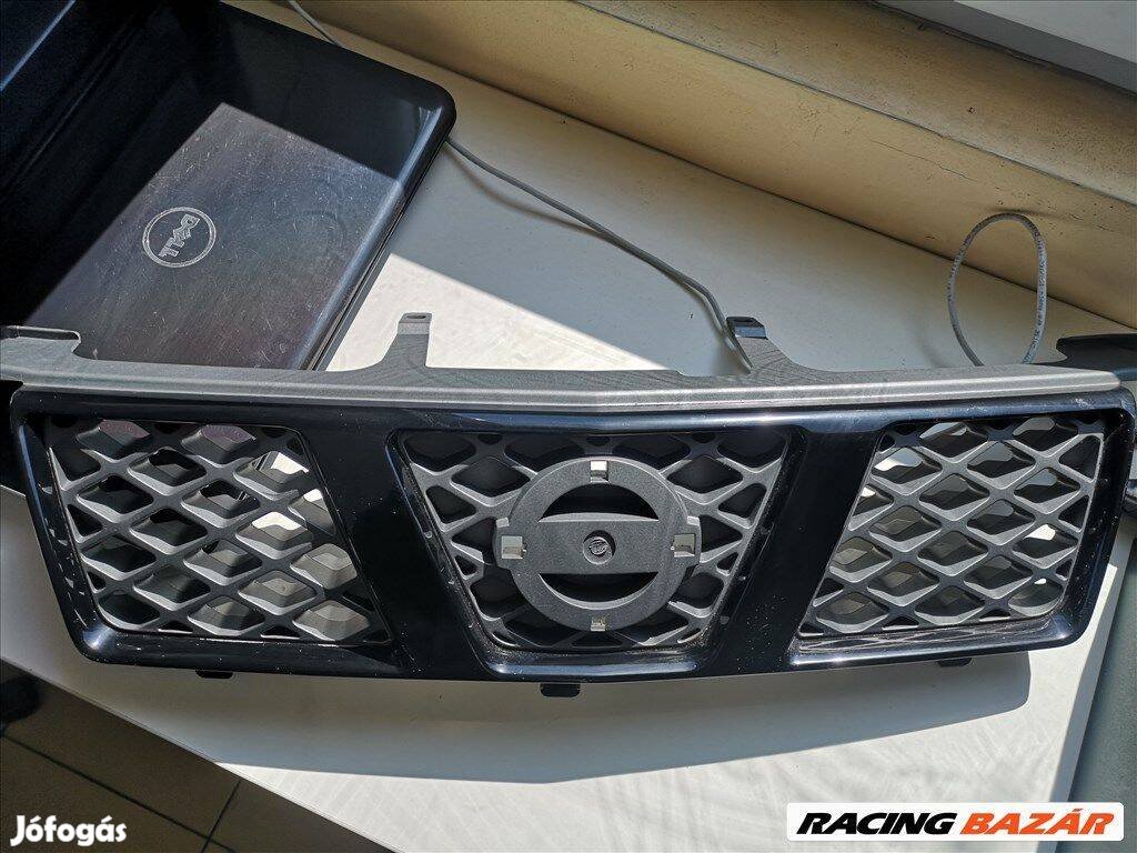Gyári Új Nissan X-Trail T30 Hűtőrács 62310eq303