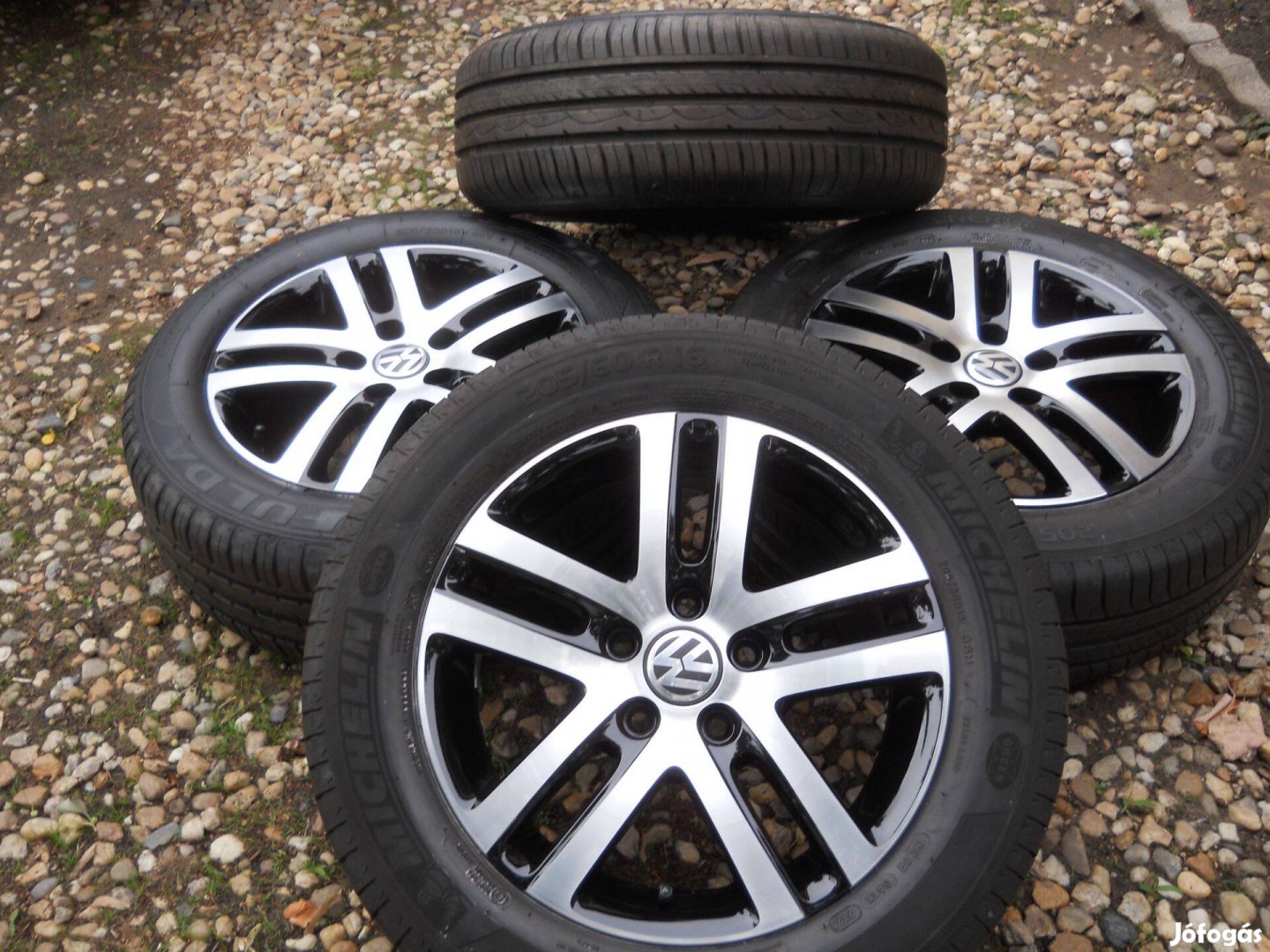 Gyári VW 16" 5x112 Alufelni nyárigumival VW Skoda Seat Audi