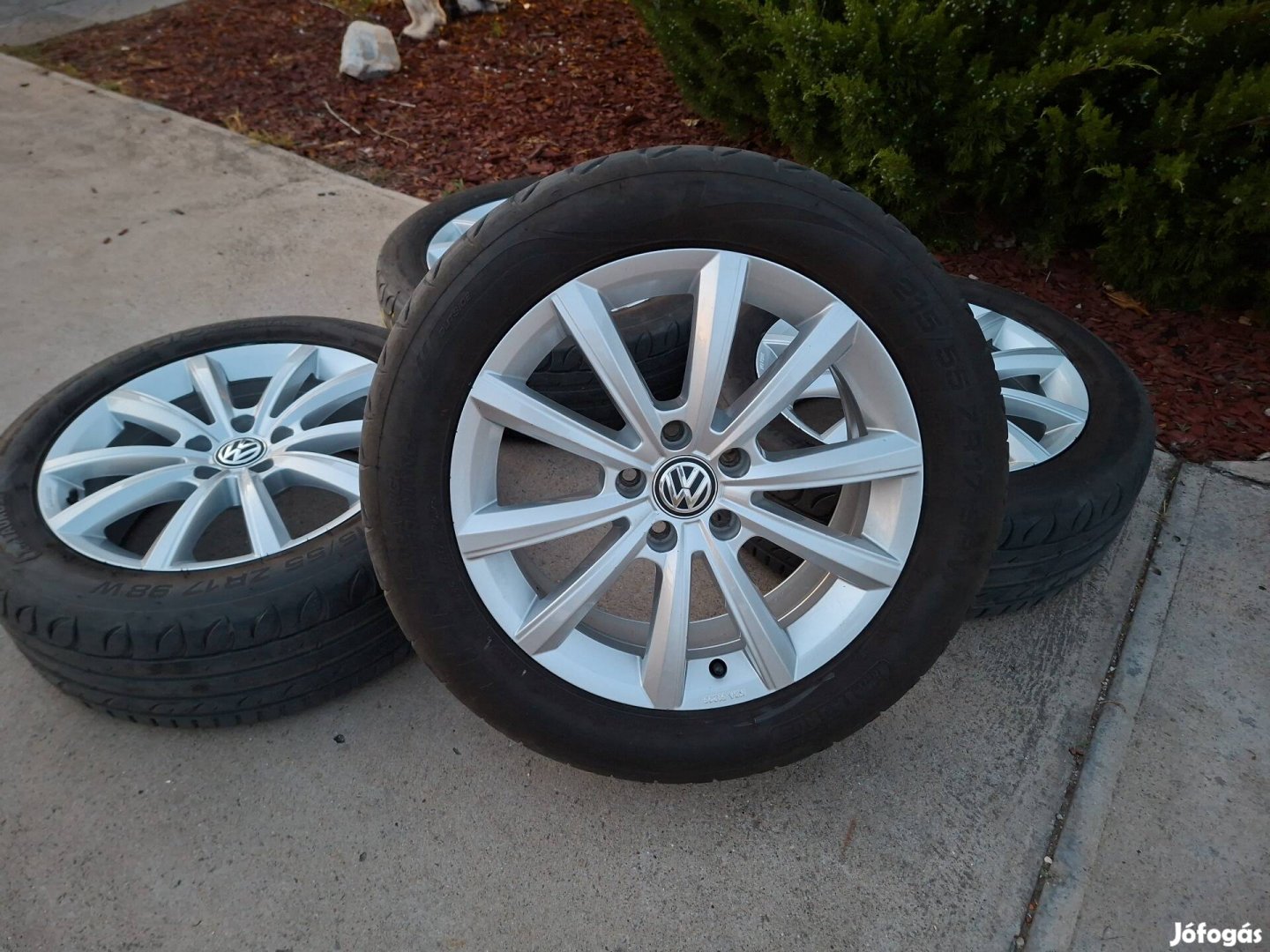 Gyári VW Passat B8 5*112 R17 Merano alufelni 215/55 R17 Nyári gumi 