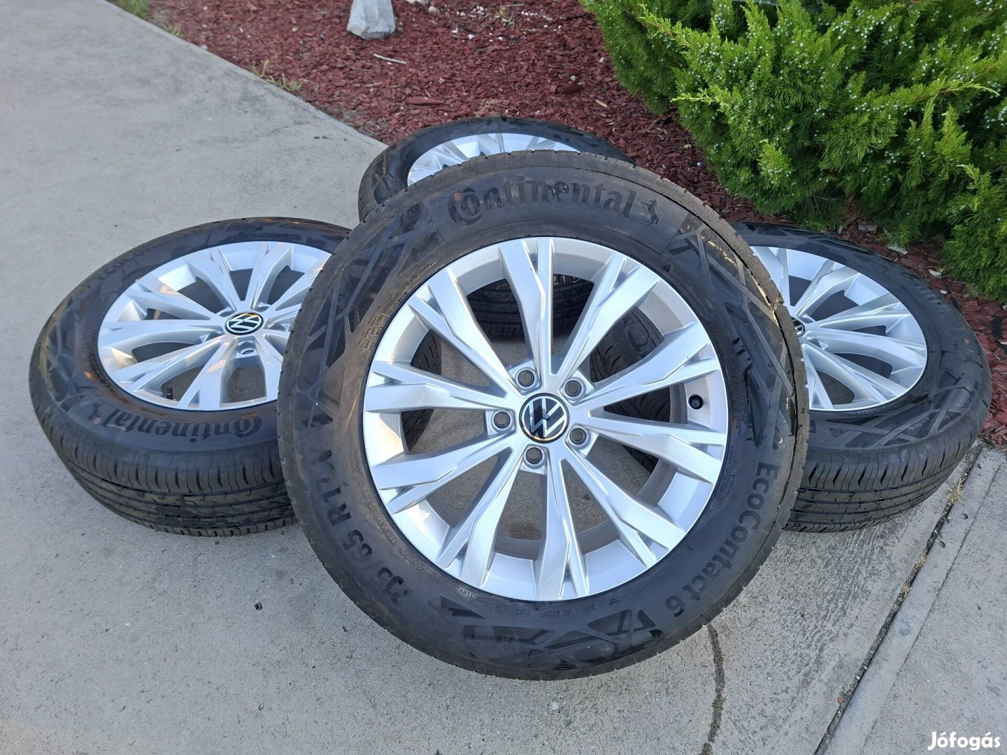 Gyári VW Tiguan 5*112 R17 Montana alufelni 215/65 R17 Új Nyári gumi 