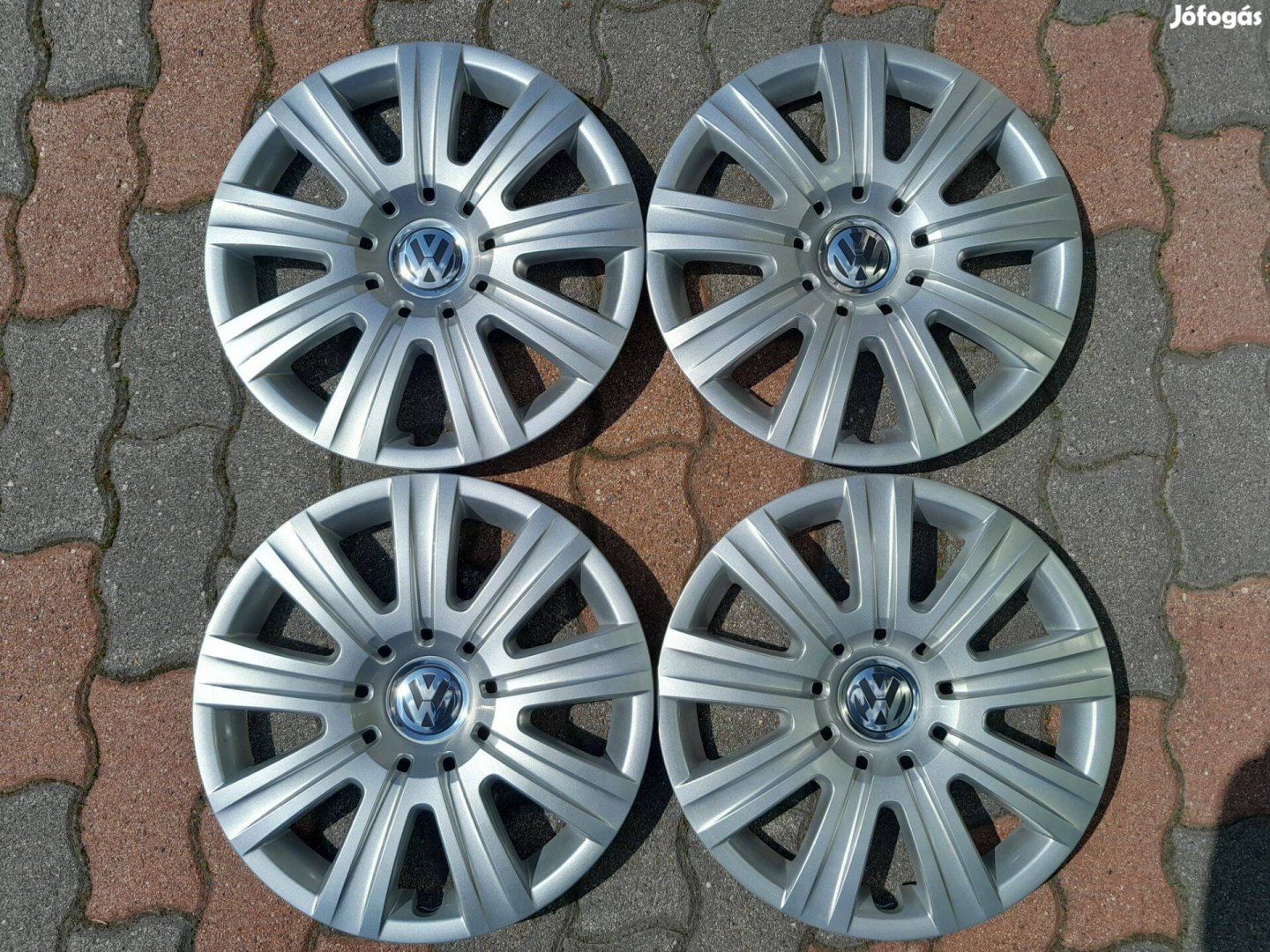 Gyári VW / Volkswagen Tiguan Sharan újszerű dísztárcsa 16 -os Ár/4 db