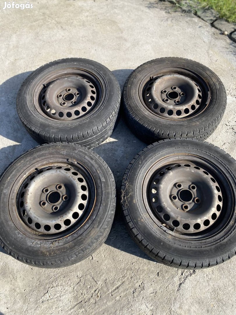 Gyári Volkswagen Transporter T5 lemezfelni garnitúra