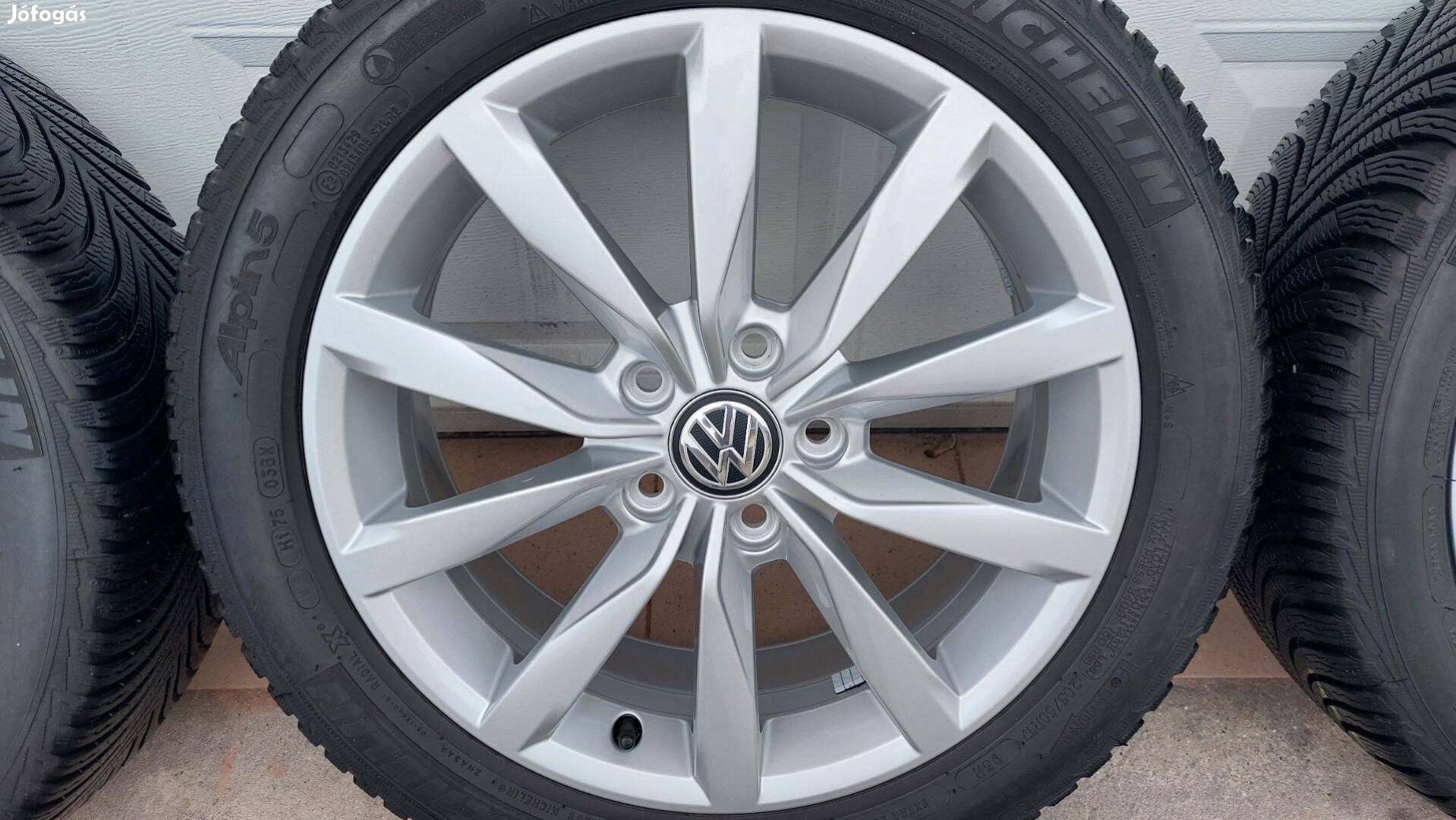 Gyári, 17" VW Golf VII. Highline /Dyjon/ alufelni Téli gumikkal cccc