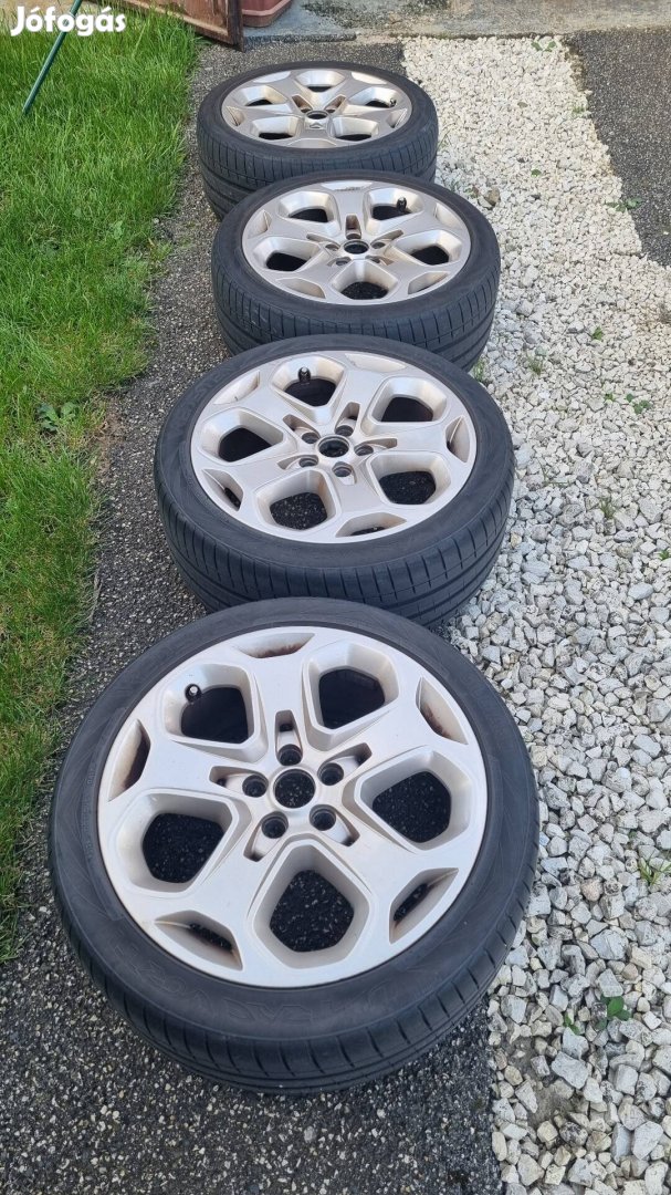 Gyári  18" Ford alufelniszett 