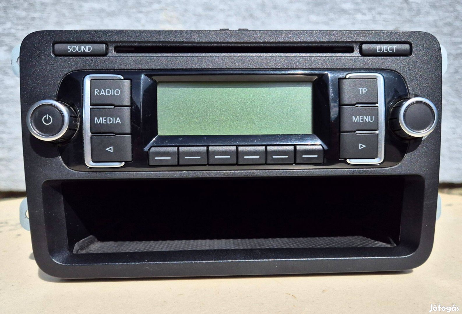 Gyári, Panasonic CD-S Autórádió, VW Golf 6